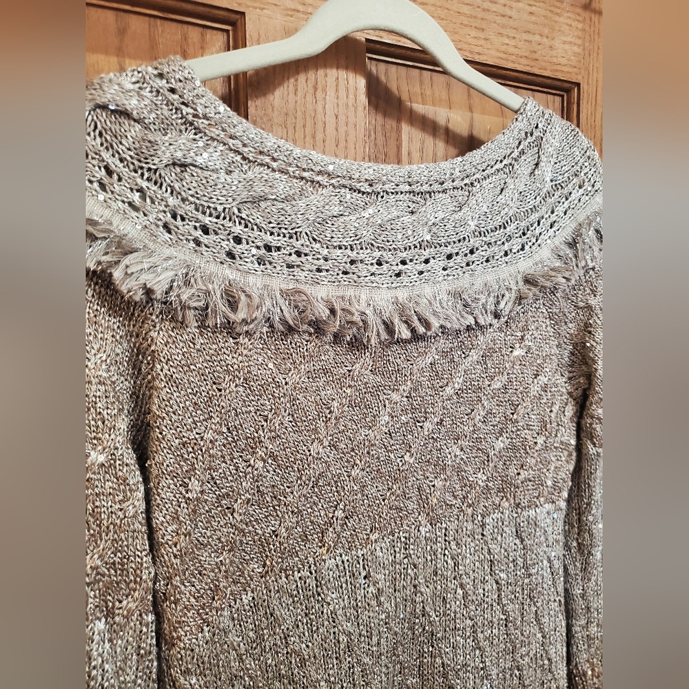 White House Black Market Fringe Sequin Metallic Colorblock Sweater Size M - Picture 4 of 8